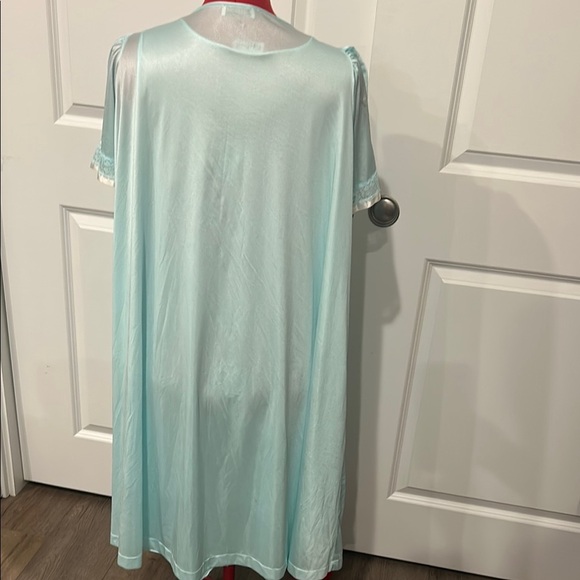 Gilead Vintage Sea Blue Green Lace Trim Nightgown and Robe Set Size Medium - Picture 6 of 13